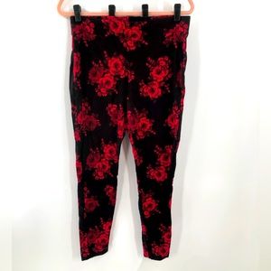 Torrid Womens leggings size 1